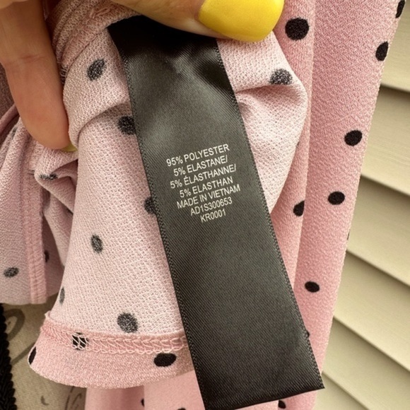 ADRIANNA PAPELL Blush Black Polka Dot V-Neck 3/4 Puff Sleeve Top - Picture 12 of 13